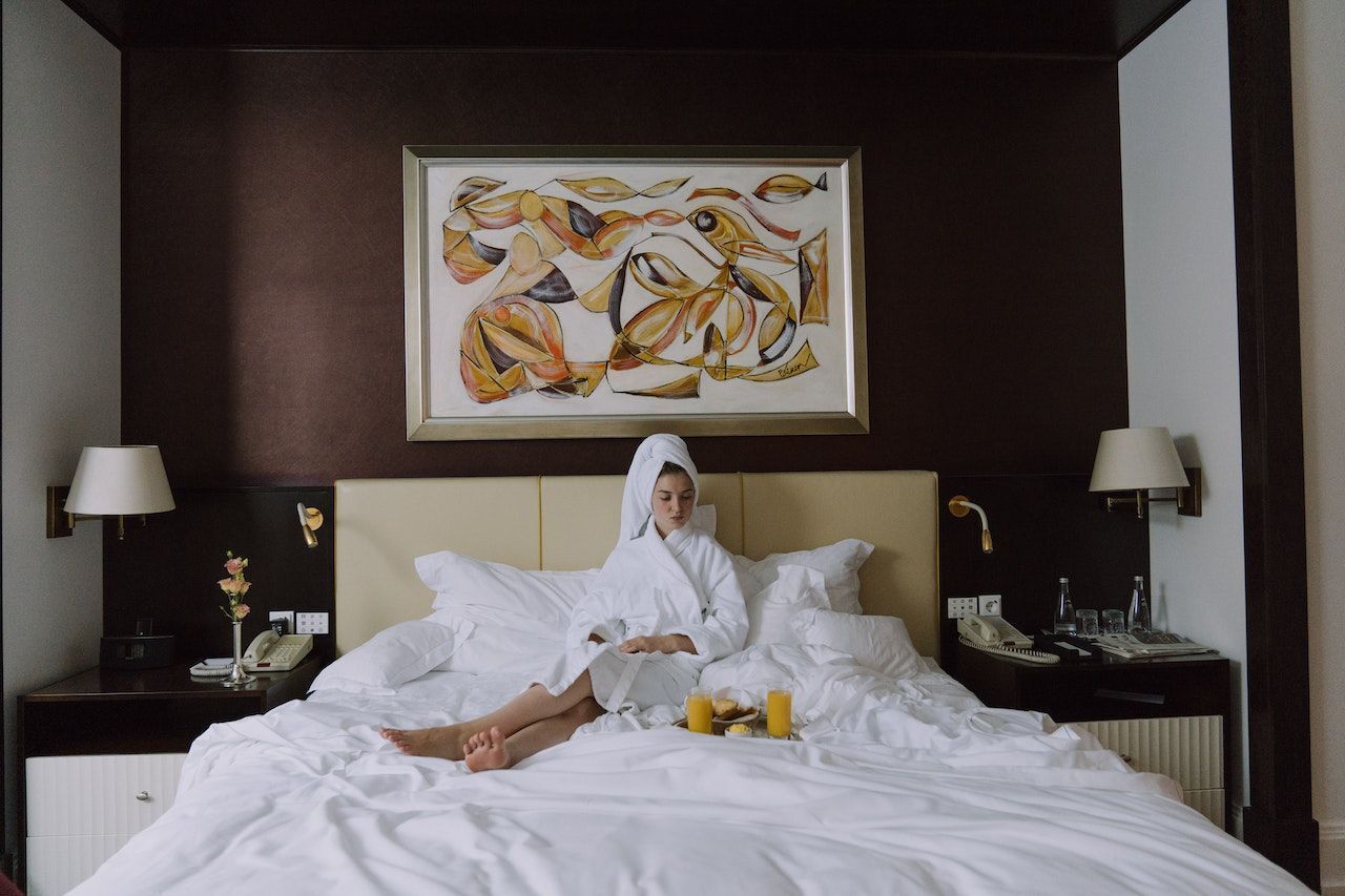 hotel room woman