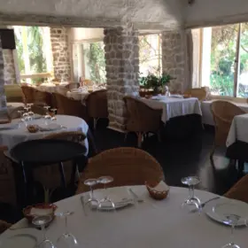 La Pirate Restaurant