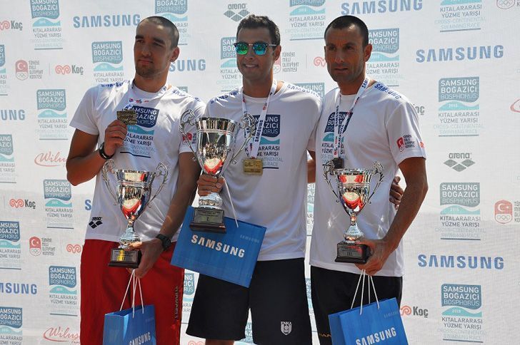 Record-Breaking Samsung Bosphorus Cross-Continental Swimming Race 3 istanbul swimming race winners 2015