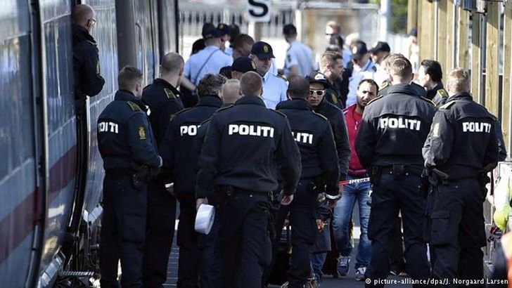 danish trains migrant