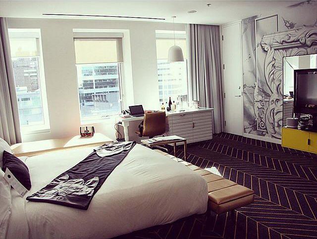 w montreal room
