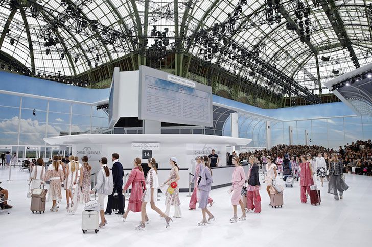 chanel paris airport catwalk