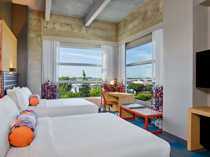 aloft miami airport