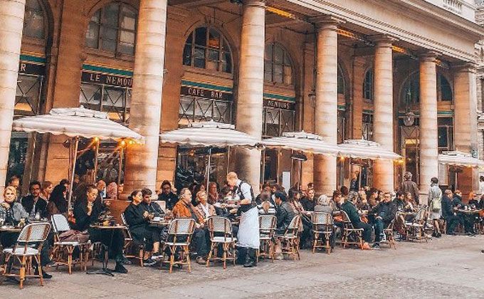paris cafe
