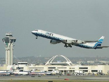 Summer 2018 U.s. Air Travel To Rise 3.7 Percent To All-Time High 2 lax take off