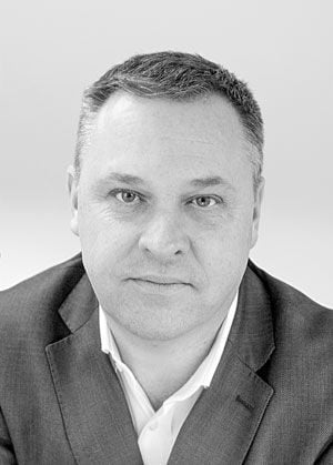 Huw Tuckett