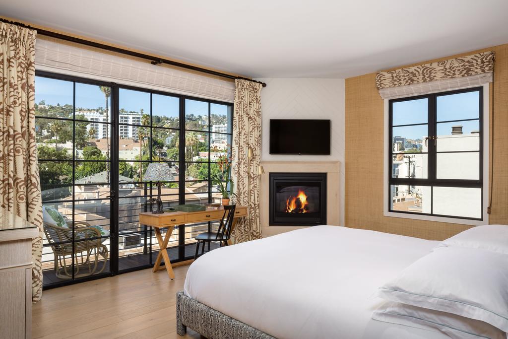 850 hotel West Hollywood