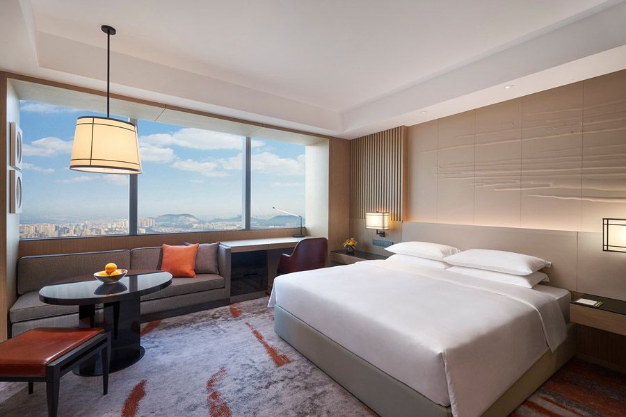 Hyatt Regency Xuzhou Opens In China’s Jiangsu Province 2 Hyatt_Regency_Xuzhou_bedroom
