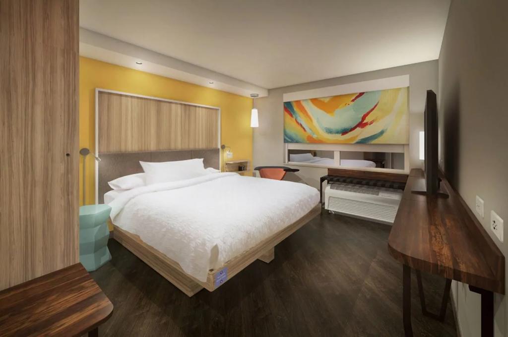 tru by hilton louisville airport