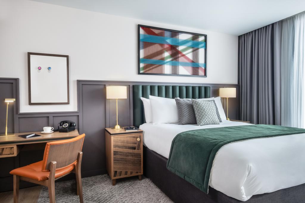 Room at Hotel Indigo Manchester – Victoria Station