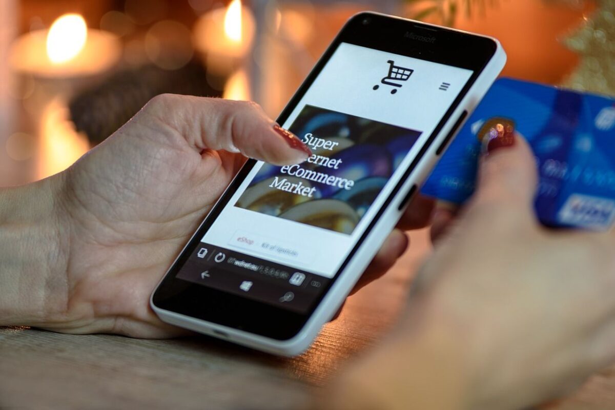 New Study Reveals What Online Shoppers Value Most 2 Online Shopping