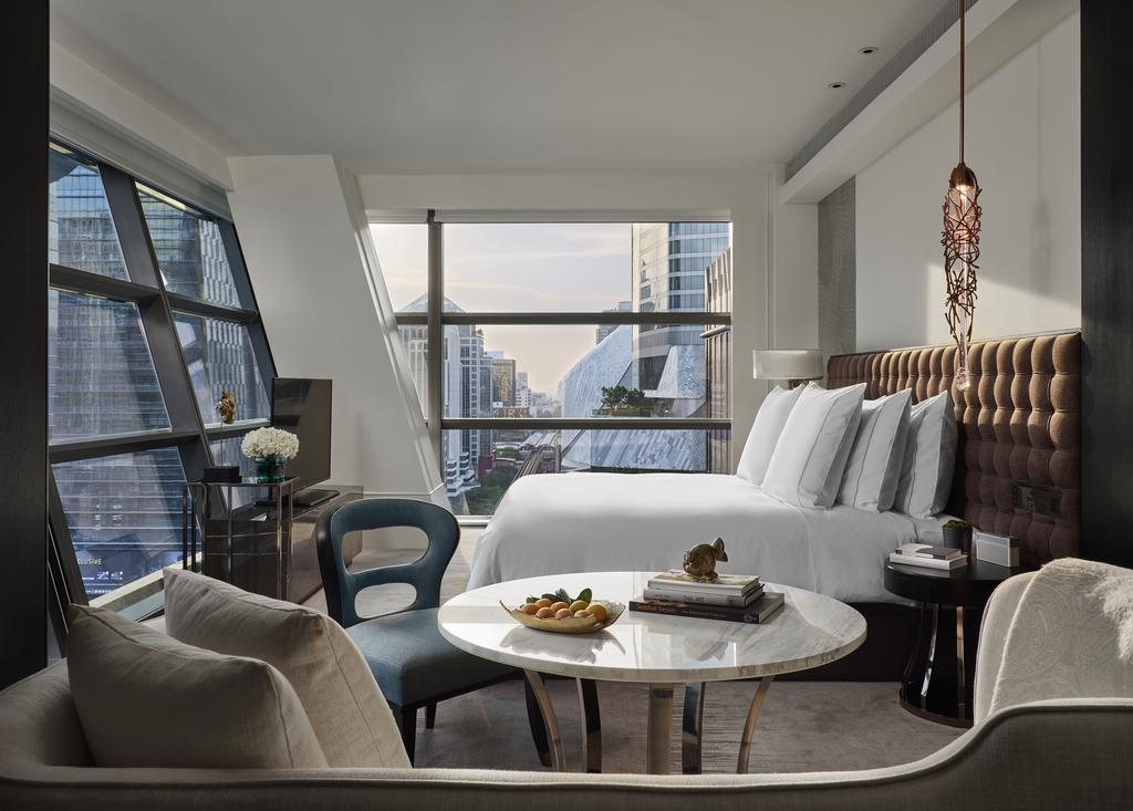 Rosewood Bangkok room