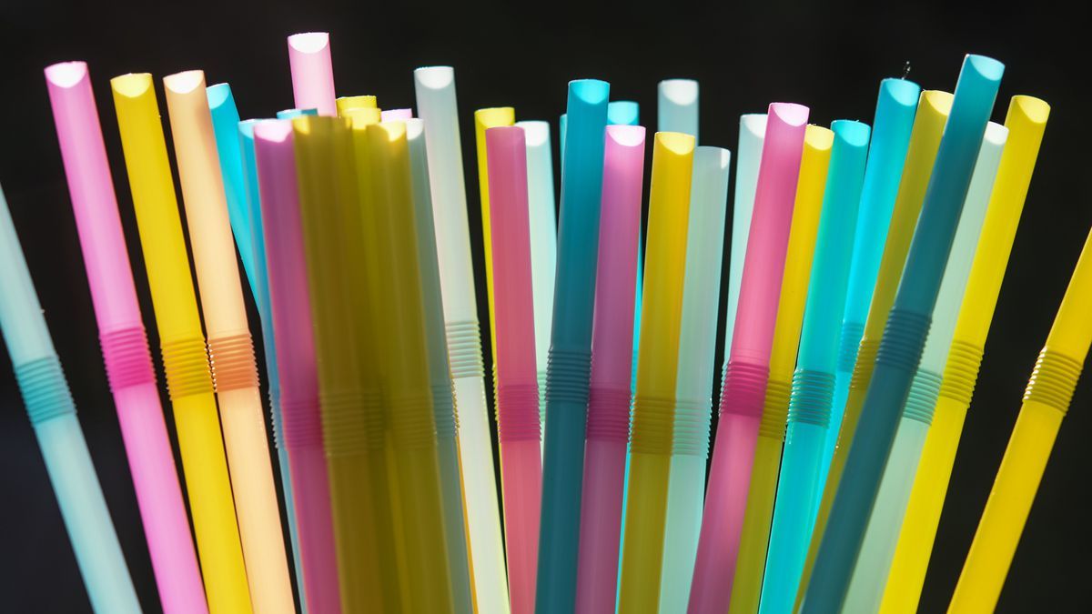 Crystal Eliminates Plastic Straws Across Its Entire Fleet 6 Crystal Eliminates Plastic Straws