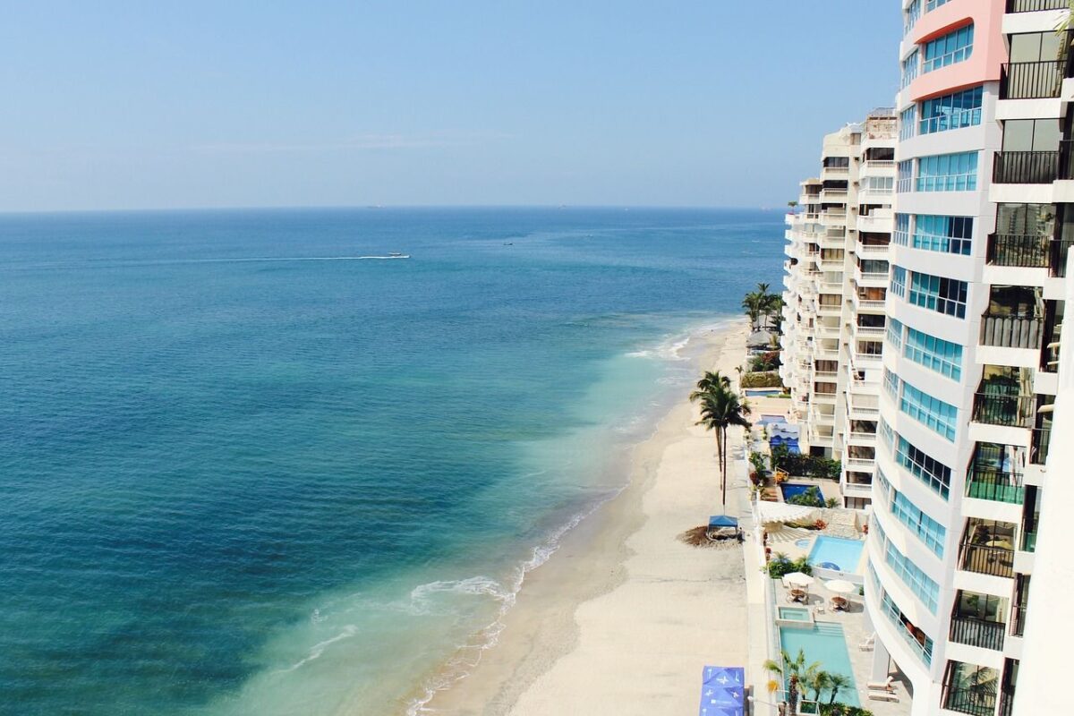 The U.s. Timeshare Industry Continues Its Growth, Sales Volume Increased To $10.2 Billion 2 U.S. Timeshare sales volume increases