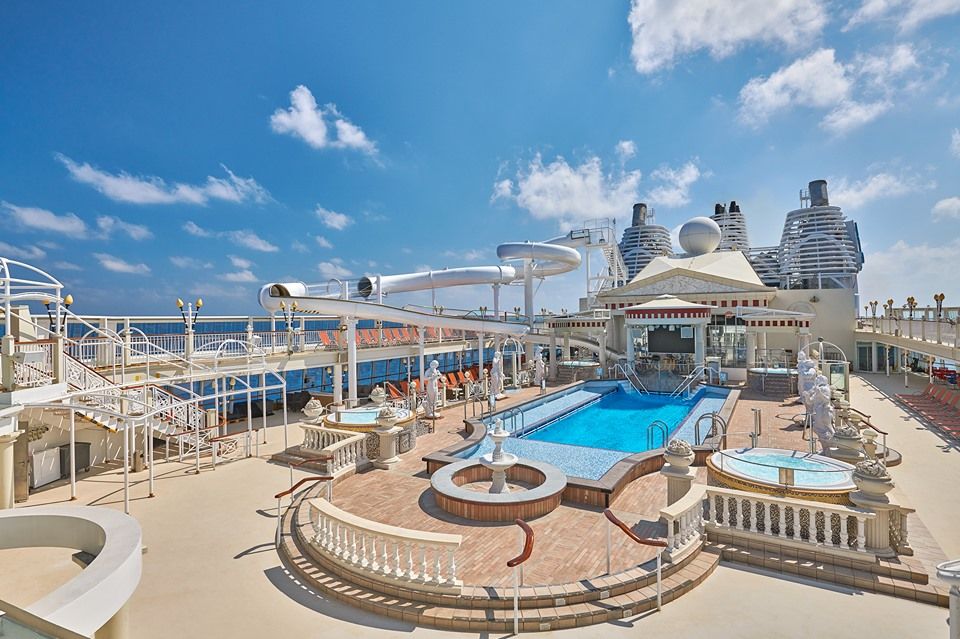 dream cruises deck