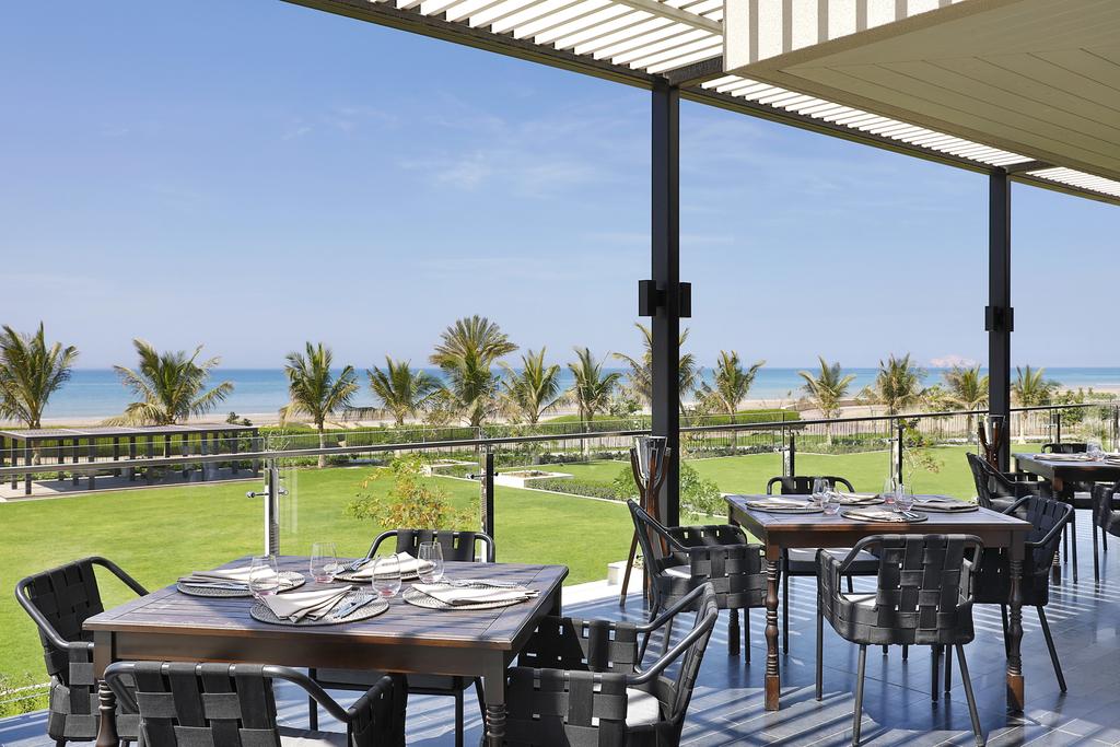 w muscat restaurant