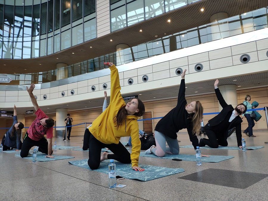 Yoga at Moscow Domodedovo Airport