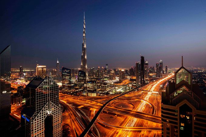Globaldata: Travelers From India To Uae Set To Reach 3.3 Million By 2023 2 Dubai Burj Khalifa roads