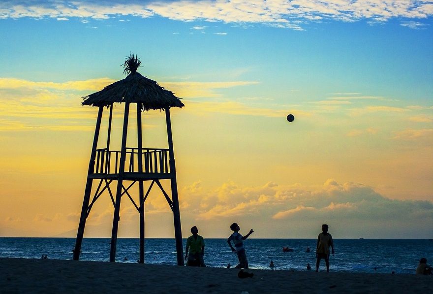 Da Nang beach football