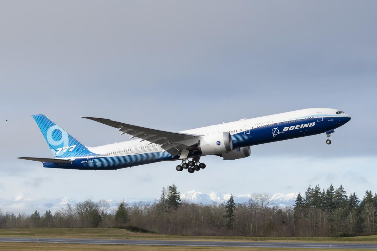 First Boeing 777X Flight: Washington To Seattle 2 Boeing 777X Takes off