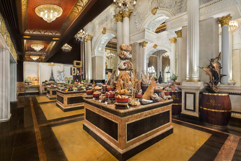 Jumeirah Zabeel Saray dining