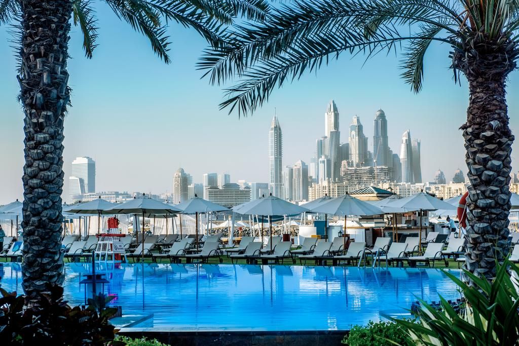 Rixos The Palm pool
