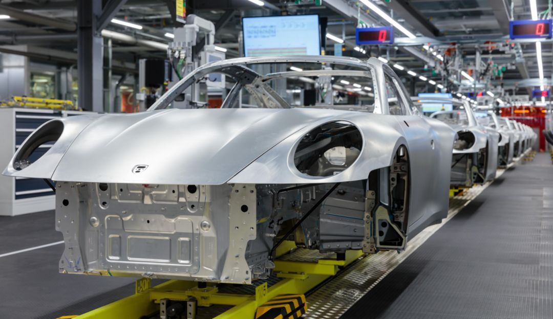 Porsche Stops Production