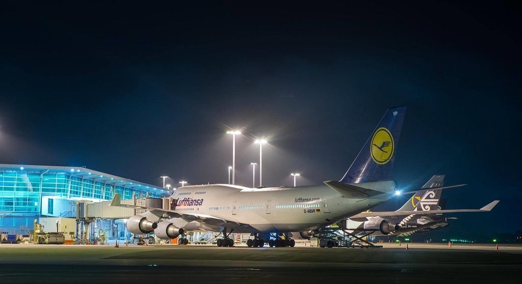 Lufthansa B747