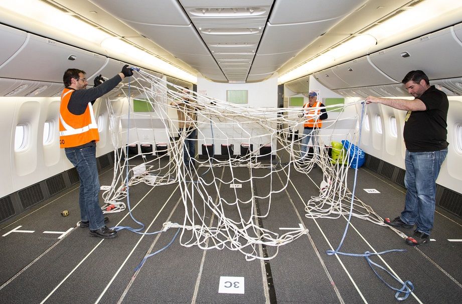 Air Canada Reconfigures cabins for cargo