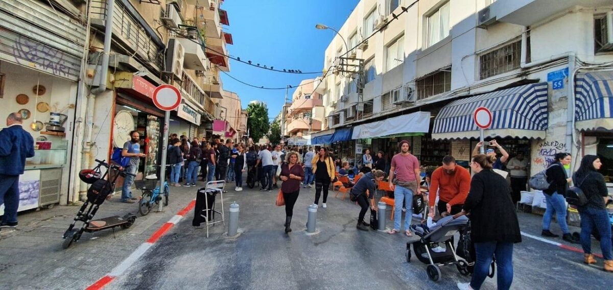 Levinski Street for pedestrian