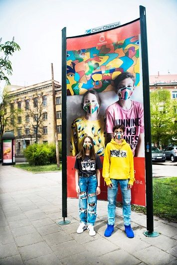 mask fashion week Sofi and Markas Ivinskai