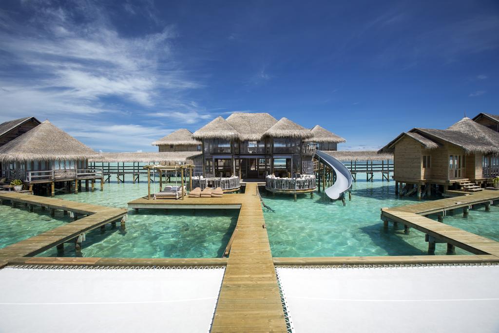 Eco-Resort GILI LANKANFUSHI in Maldives