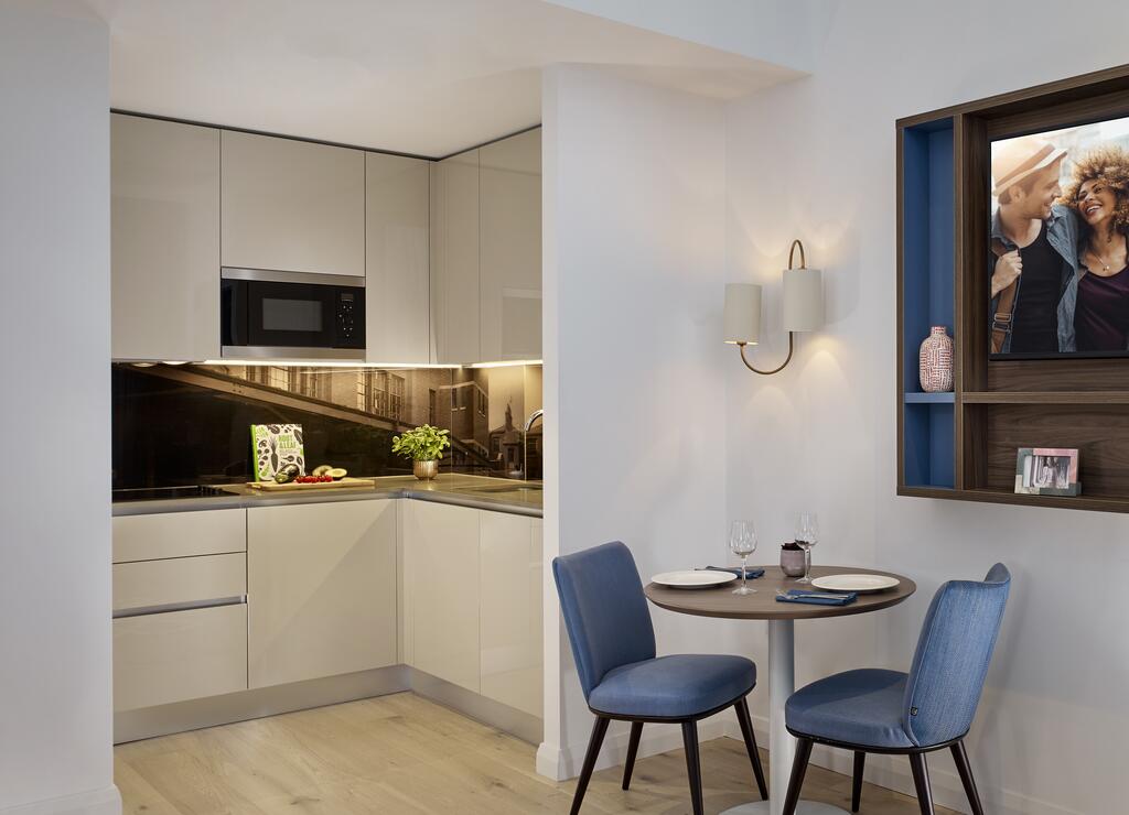 Citadines Islington London kitchen
