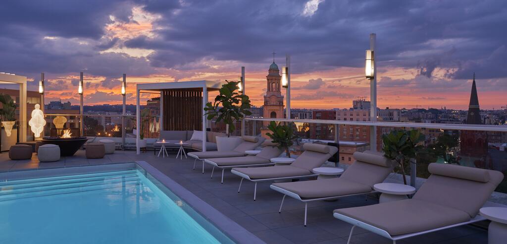 Hotel Zena WashingtonDC pool