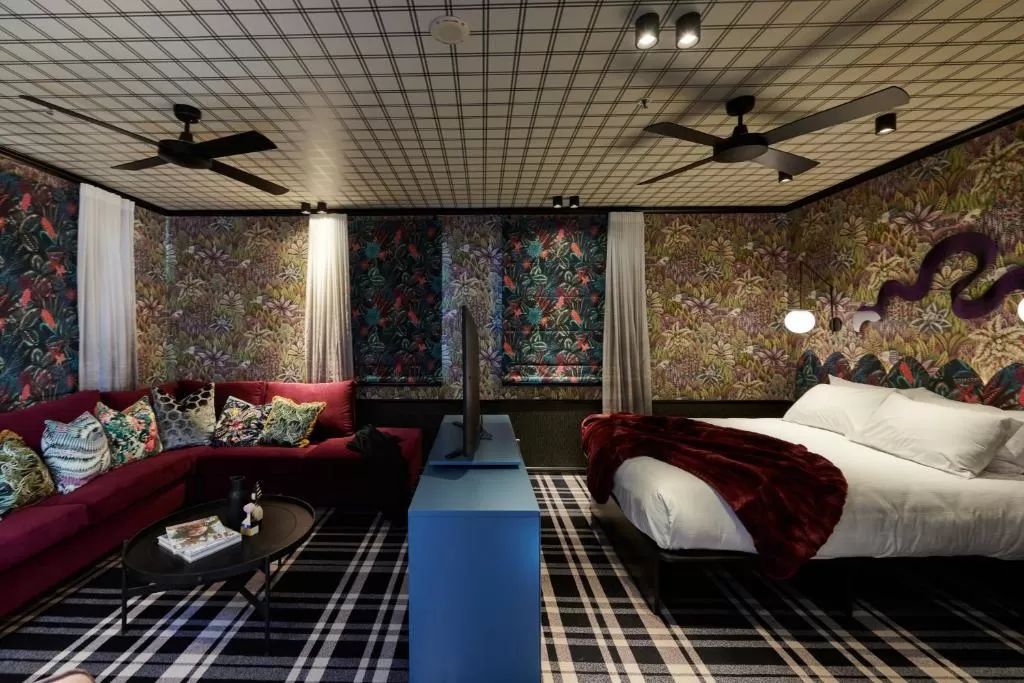 Naumi Studio Wellington room
