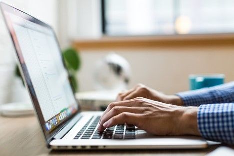 5 Easy Approaches For Completing Your Sports Science Academic Paper 3 laptop blogging