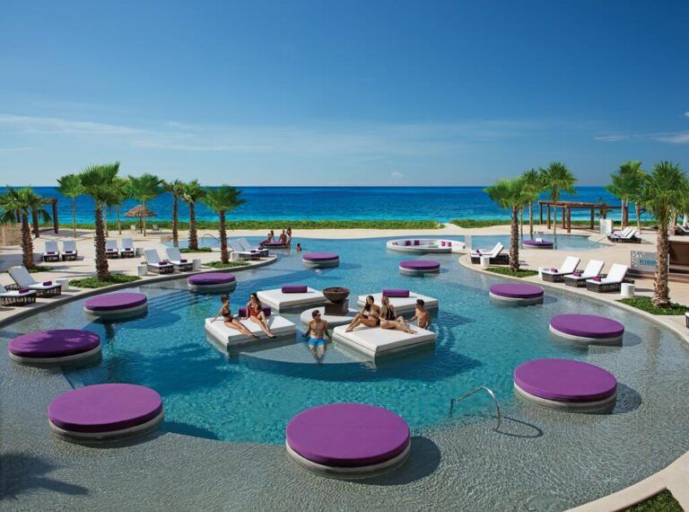 adults-only Secrets Riviera Cancun Resort Spa