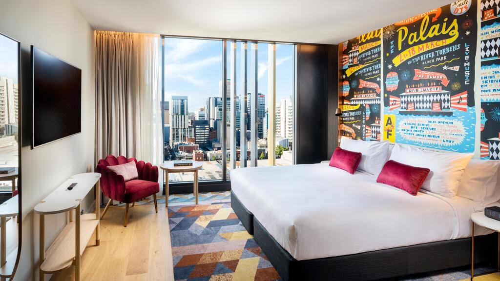 Hotel Indigo Adelaide Markets room art