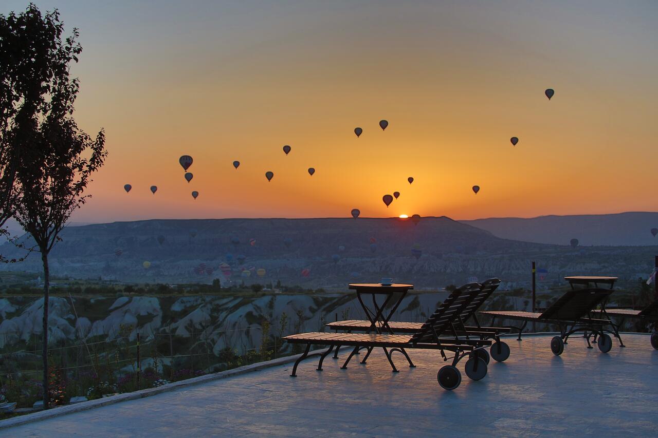 Ariana Sustainable Luxury Lodge balloons