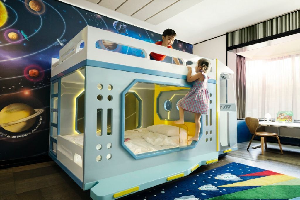 shangri la themed family suite