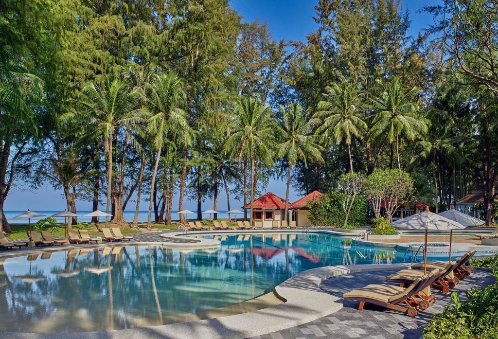 Dusit Thani Laguna Phuket pool