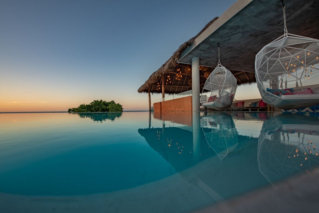 sayulinda infinity pool