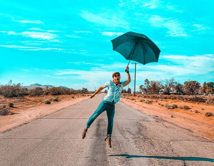 Successful Travel Blogger