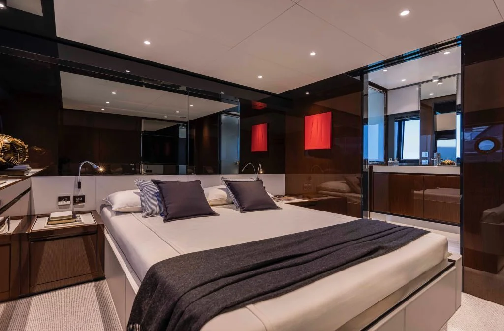 Riva 68 Diable master cabin