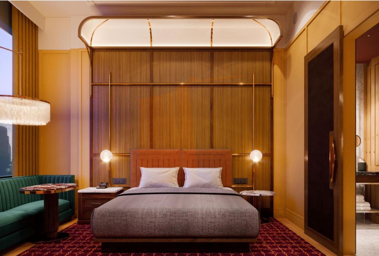 chicago central loop room