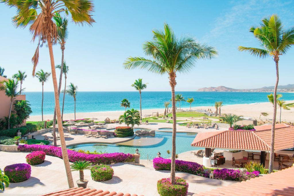Swoop now flies to Los Cabos
