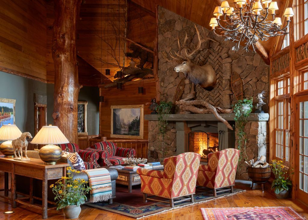 Chatwal Lodge lobby Cr Tim Williams
