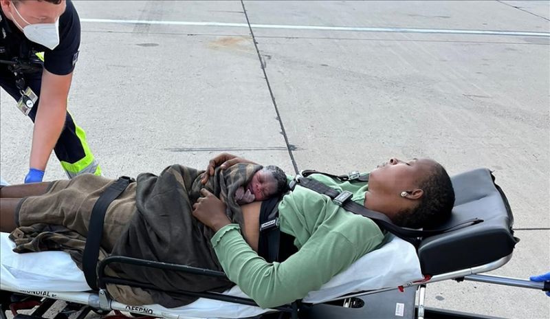 baby borns on Turkish Airlines flight