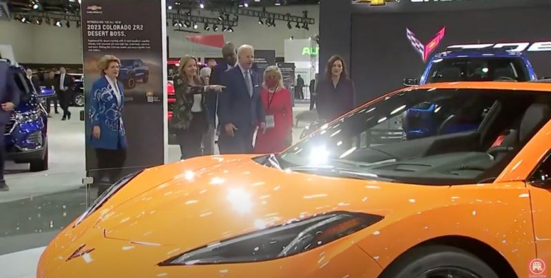 Biden Visits Detroit Auto Show 2 Biden Visits Detroit Auto Show