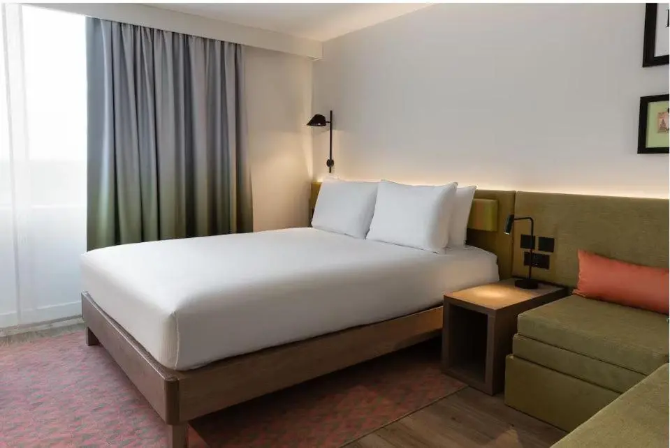 New London Hotels, Uk 2022 – 2023 - 2024 - 2025 19 Hampton by Hilton, London Old Street